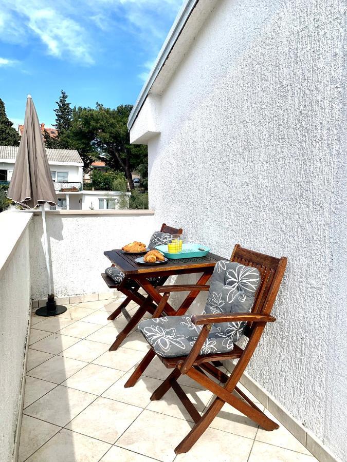 Seaside Apartments Petar Krk Town Exterior photo